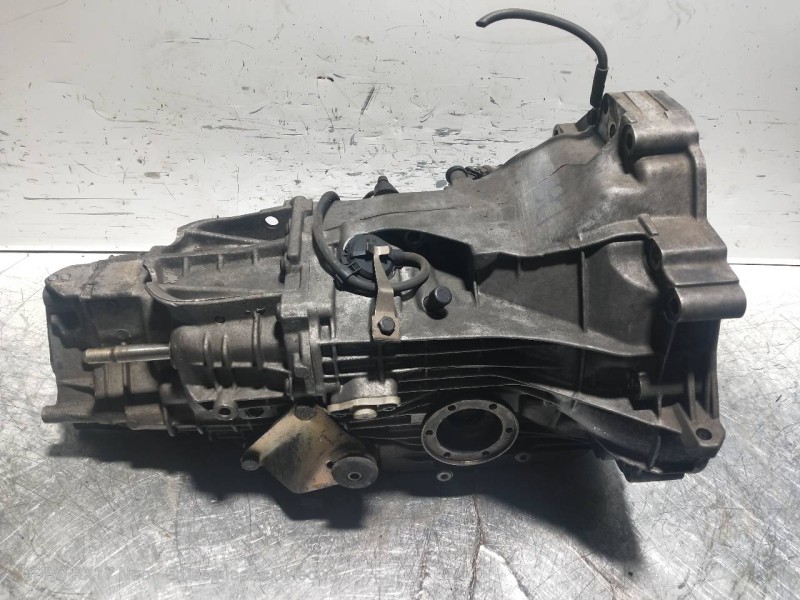 Recambio de caja cambios para audi 80/90 (811/813/853) referencia OEM IAM AKN 26048 