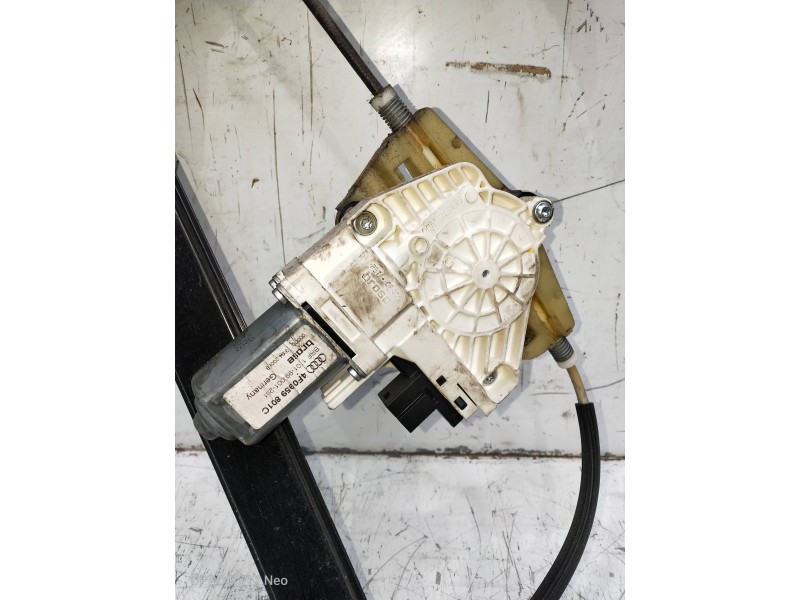 Recambio de elevalunas delantero izquierdo para audi a6 berlina (4f2) referencia OEM IAM 4F0839461A  4P