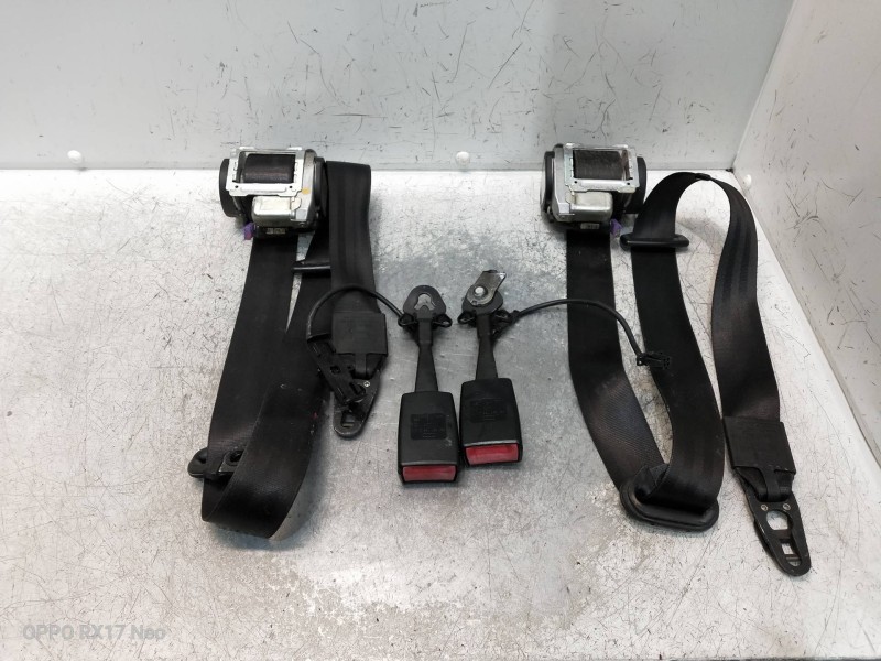 Recambio de juego cinturones delantero para audi a6 berlina (4f2) referencia OEM IAM   4P