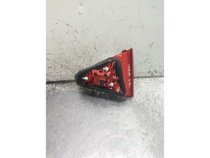 Recambio de piloto trasero izquierdo interior para audi a5 sportback (8t) referencia OEM IAM 8T0945093C  