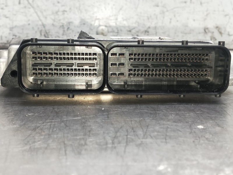 Recambio de centralita motor uce para audi a5 sportback (8t) referencia OEM IAM 0281018458 03L906018JH 