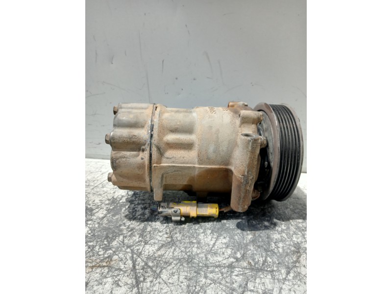 Recambio de compresor aire acondicionado para peugeot bipper referencia OEM IAM 9684480480 SD6V12 