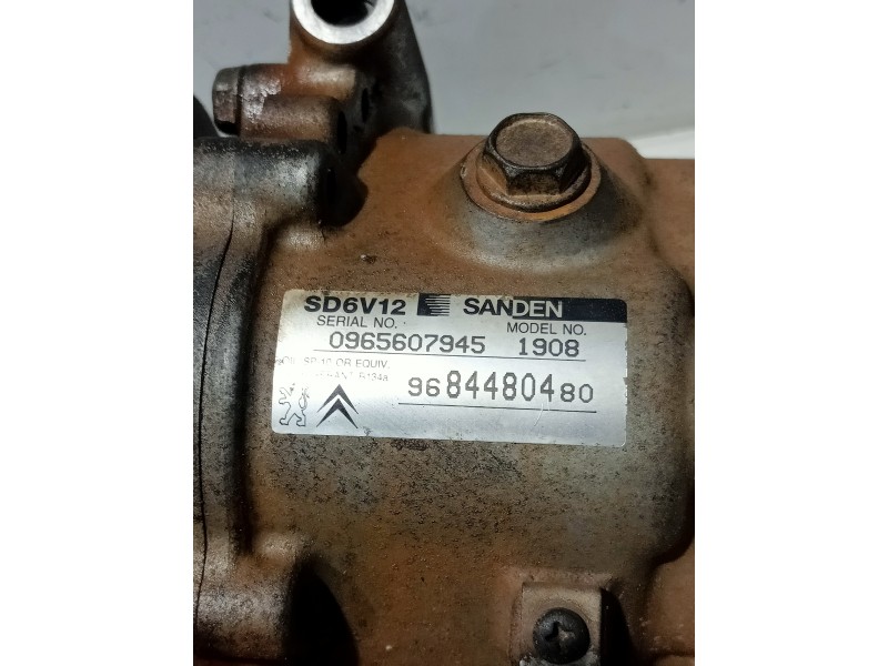 Recambio de compresor aire acondicionado para peugeot bipper referencia OEM IAM 9684480480 SD6V12 