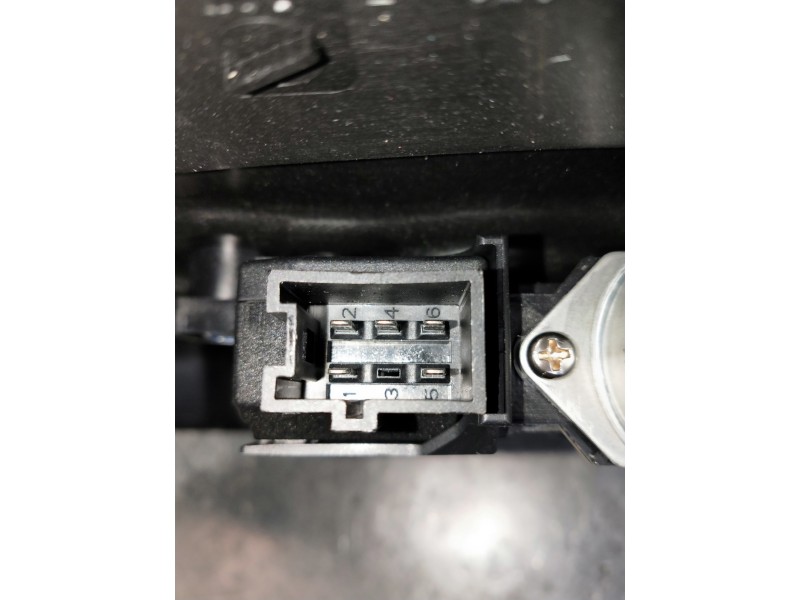 Recambio de elevalunas trasero izquierdo para mercedes clase c (w205) lim. referencia OEM IAM A2055409206 A2057230314 4P