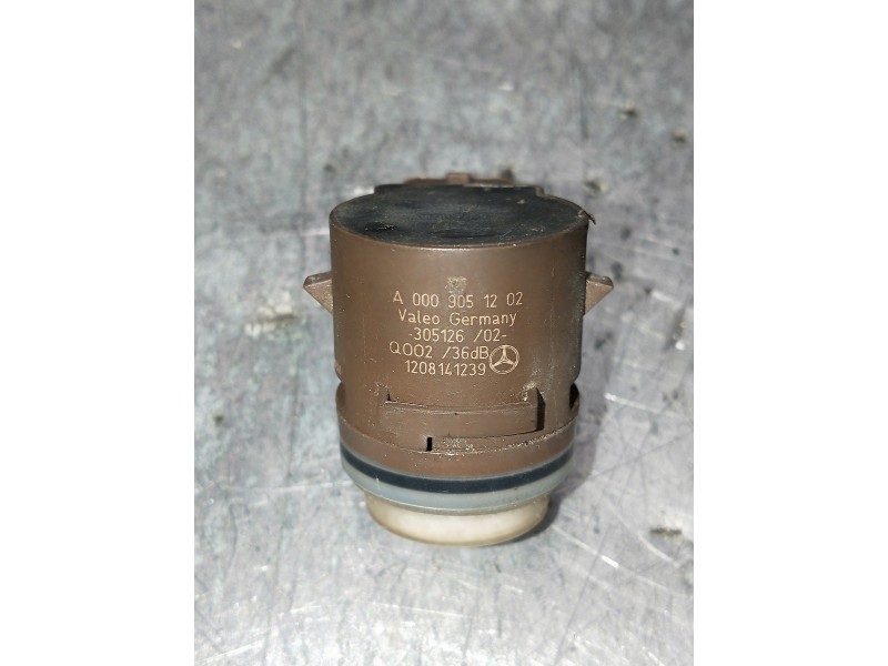 Recambio de sensor para mercedes clase c (w205) lim. referencia OEM IAM A2059059003 A0009051202. A0009059300 SENSORES DEFENSA DE