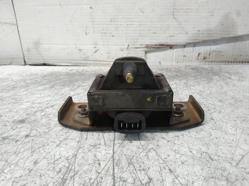 Recambio de bobina encendido para peugeot 205 berlina 1.3 plus referencia OEM IAM 2526009A  