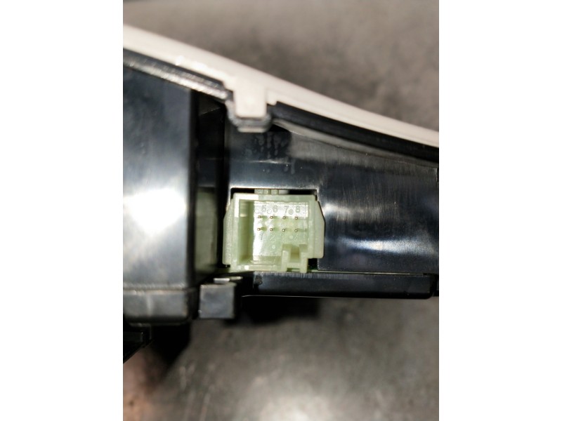 Recambio de luz interior para mercedes clase c (w205) lim. referencia OEM IAM A0009068103 A0008274623 