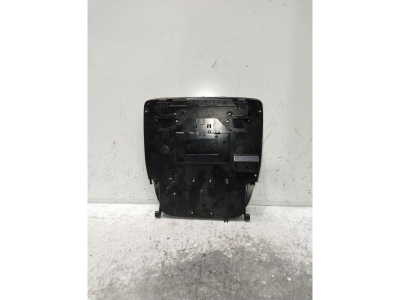 Recambio de luz interior para mercedes clase c (w205) lim. referencia OEM IAM A0009068103 A0008274623 