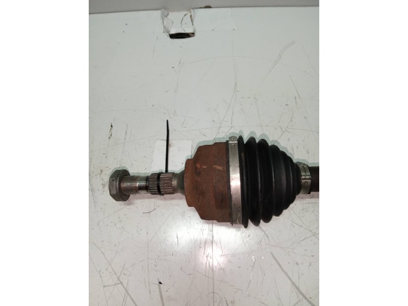 Recambio de transmision delantera izquierda para peugeot 308 sport referencia OEM IAM 9661107080  