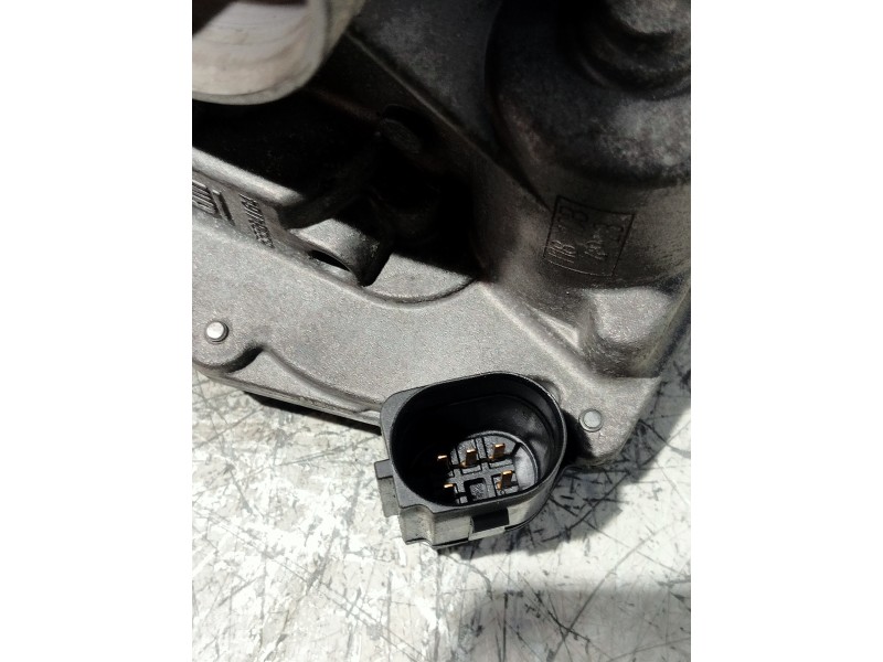 Recambio de caja mariposa para opel insignia berlina 2.0 16v cdti referencia OEM IAM 55564164  