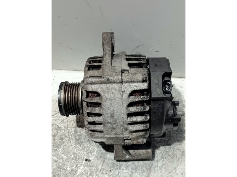 Recambio de alternador para opel insignia berlina 2.0 16v cdti referencia OEM IAM 13502582 2650800A TG12C036
