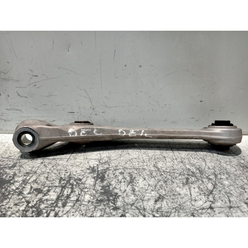 Recambio de brazo suspension inferior delantero derecho para audi a4 avant (8wd) referencia OEM IAM 8W0407156A  