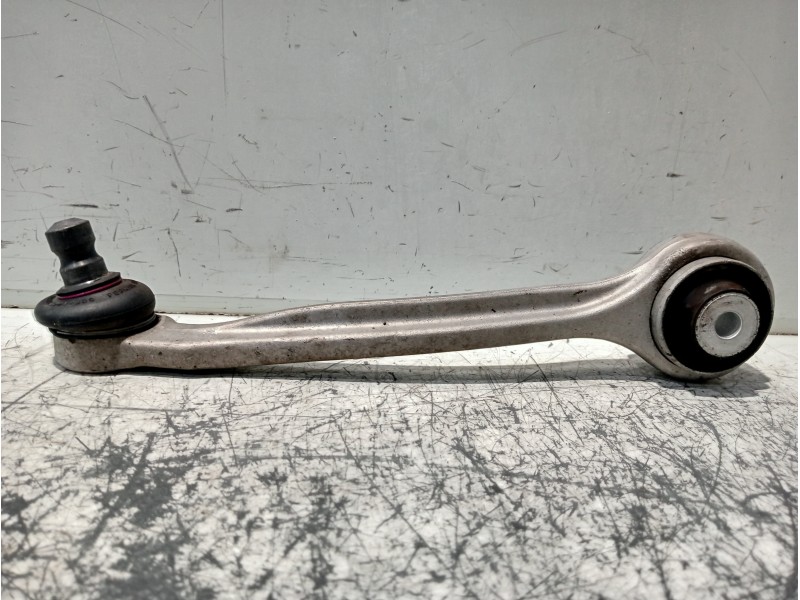 Recambio de brazo suspension superior delantero derecho para audi a4 avant (8wd) referencia OEM IAM 8W0407510D  