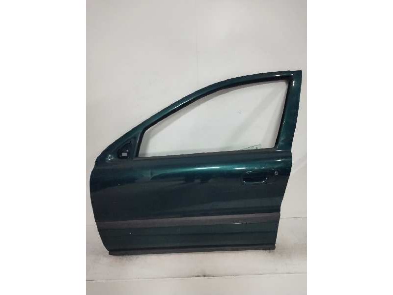 Recambio de puerta delantera izquierda para volvo v70 familiar referencia OEM IAM    Recambio de puerta delantera izquierda para volvo v70 familiar referencia OEM IAM