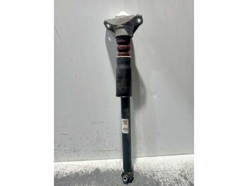 Recambio de amortiguador trasero izquierdo para audi a4 avant (8wd) referencia OEM IAM 8W9035E 8W9513035E 
