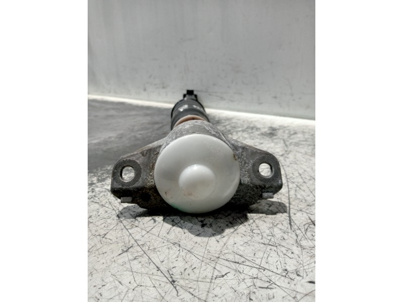 Recambio de amortiguador trasero izquierdo para audi a4 avant (8wd) referencia OEM IAM 8W9035E 8W9513035E 