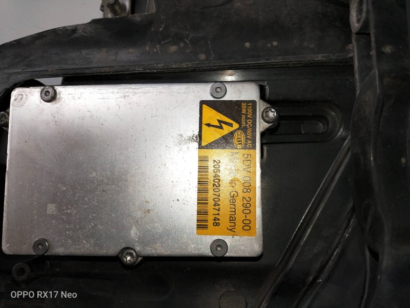 Recambio de faro izquierdo para bmw serie 5 touring (e61) referencia OEM IAM 5DV00829000 VER FOTOS PATILLA ROTA XENON