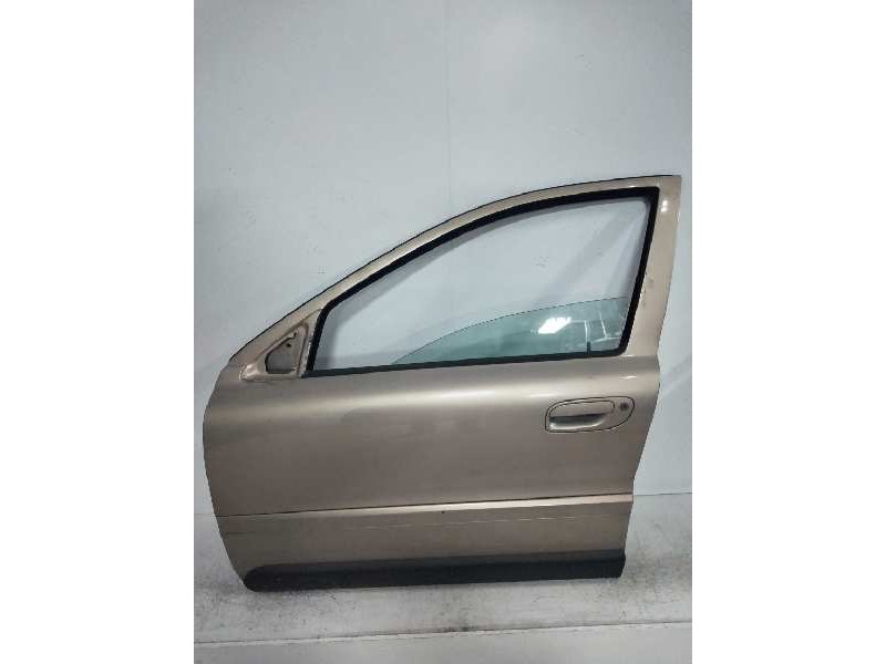 Recambio de puerta delantera izquierda para volvo v70 familiar 2.4 diesel cat referencia OEM IAM   