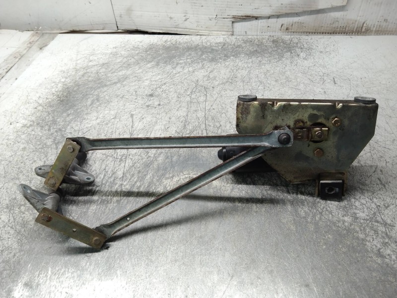 Recambio de motor limpia delantero para peugeot 205 berlina 1.3 plus referencia OEM IAM   