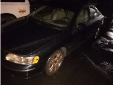 volvo s60 berlina del año 2004