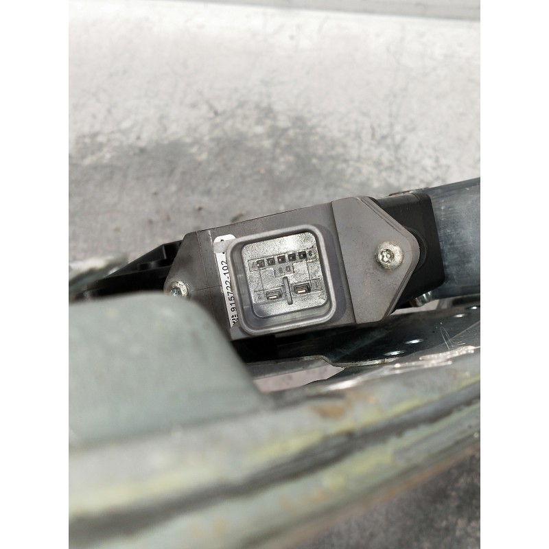 Recambio de elevalunas trasero derecho para opel insignia berlina 2.0 16v cdti referencia OEM IAM 13302442 964840106 4P