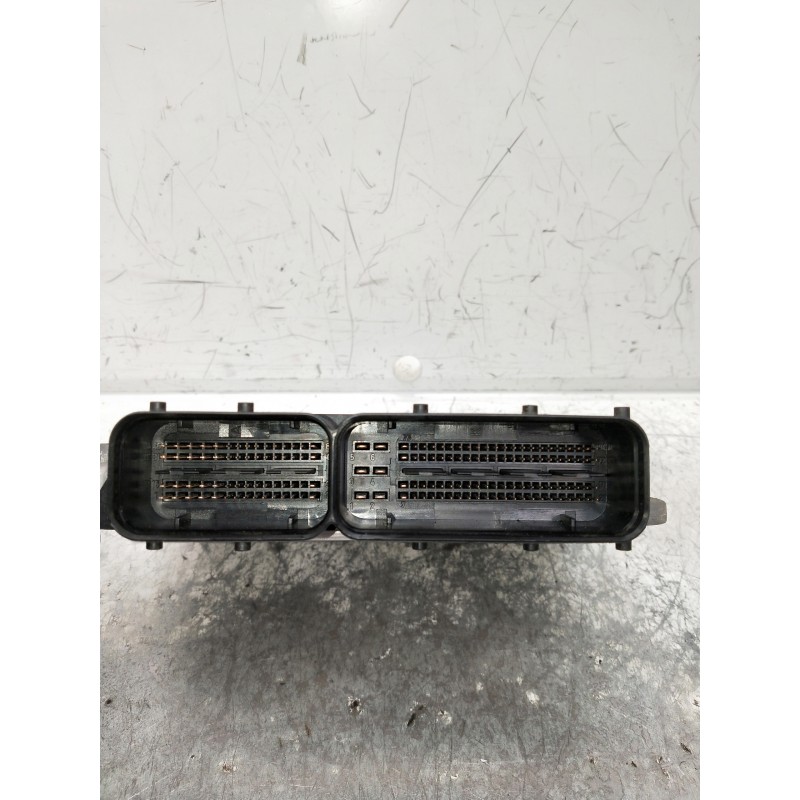 Recambio de centralita motor uce para opel insignia berlina 2.0 16v cdti referencia OEM IAM 0281017105 55576906 55575349