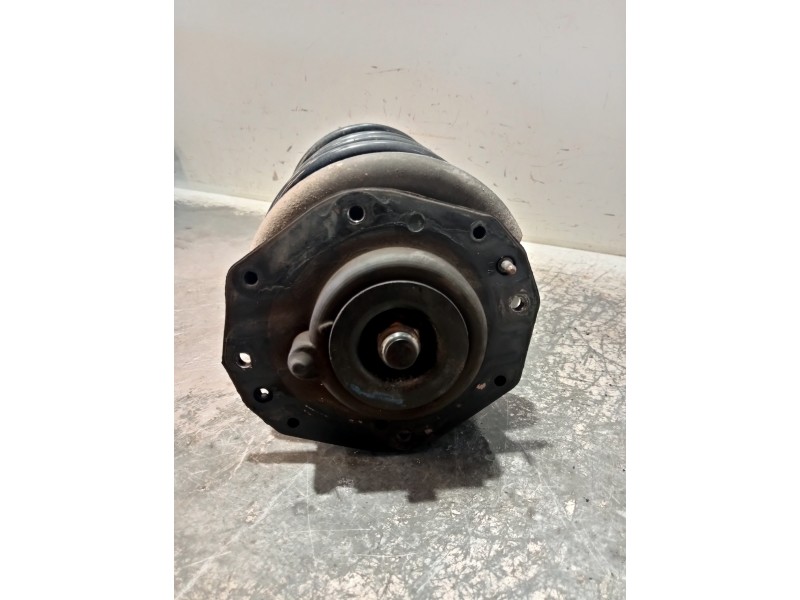 Recambio de amortiguador delantero derecho para peugeot 306 break boulebard referencia OEM IAM   