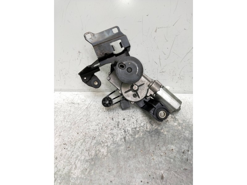 Recambio de motor limpia trasero para bmw serie 5 touring (e61) referencia OEM IAM 0390201597  