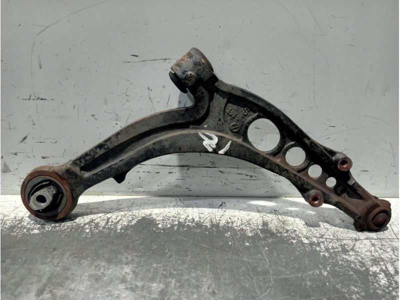 Recambio de brazo suspension inferior delantero izquierdo para fiat punto berlina (188) 1.3 jtd cat referencia OEM IAM S5658  