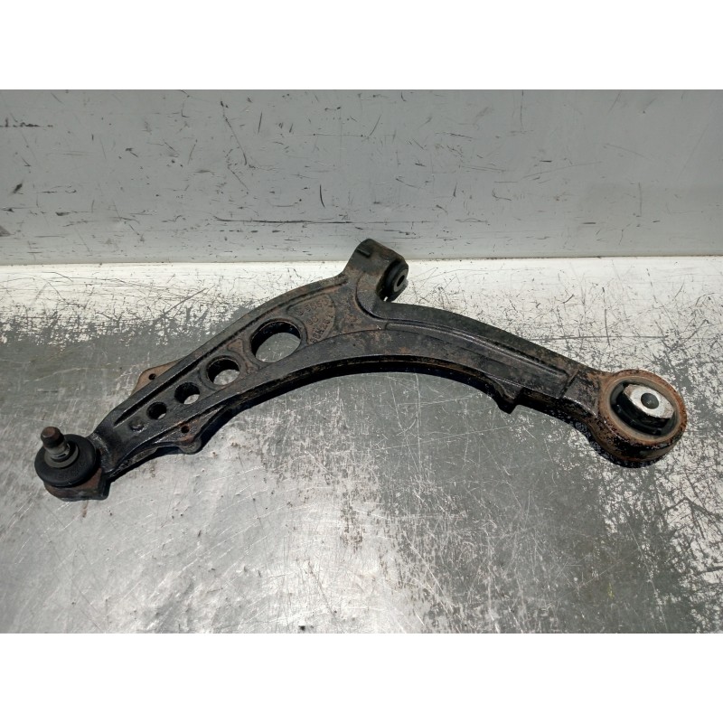 Recambio de brazo suspension inferior delantero izquierdo para fiat punto berlina (188) 1.3 jtd cat referencia OEM IAM S5658  