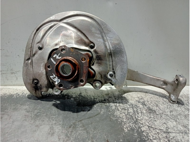 Recambio de mangueta delantera izquierda para audi a4 avant (8wd) referencia OEM IAM 8W0407241F 8W0407559 8W0615311E