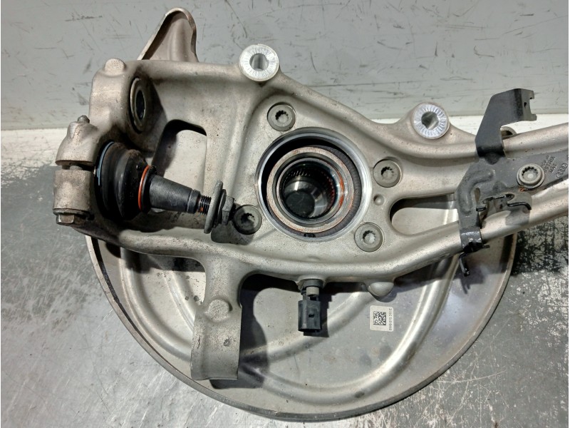 Recambio de mangueta delantera izquierda para audi a4 avant (8wd) referencia OEM IAM 8W0407241F 8W0407559 8W0615311E