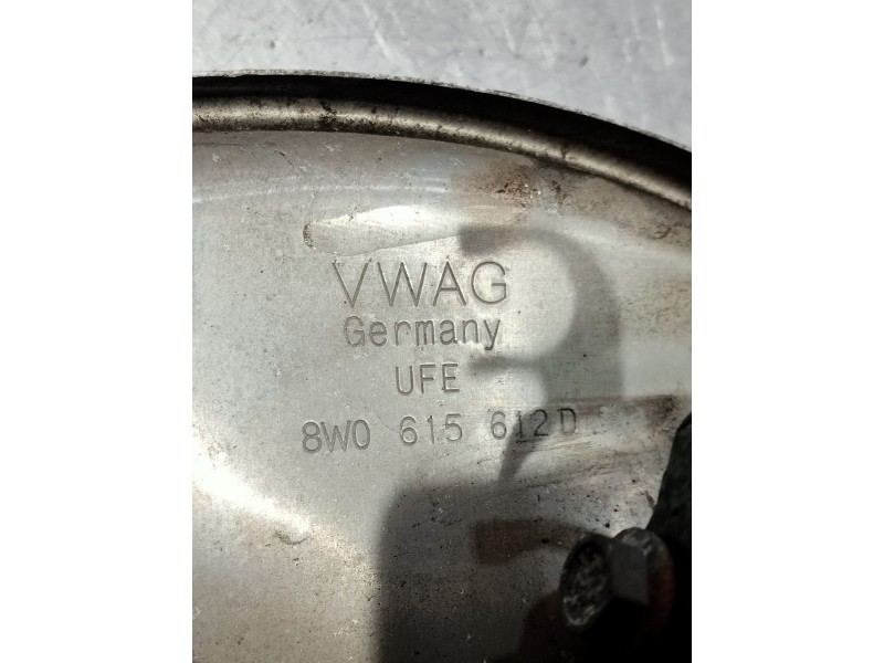 Recambio de mangueta trasera derecha para audi a4 avant (8wd) referencia OEM IAM 8W0505460F 8W0615612D 