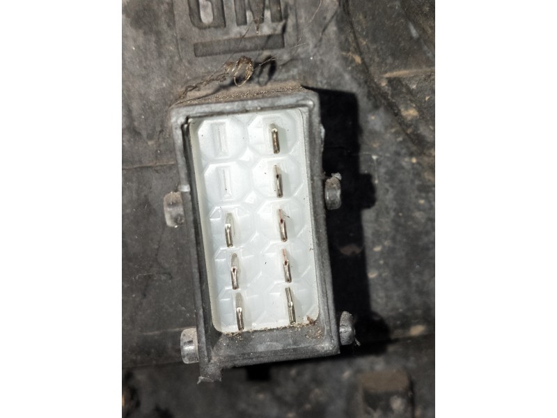 Recambio de faro izquierdo para opel meriva referencia OEM IAM 89308560 93321053 