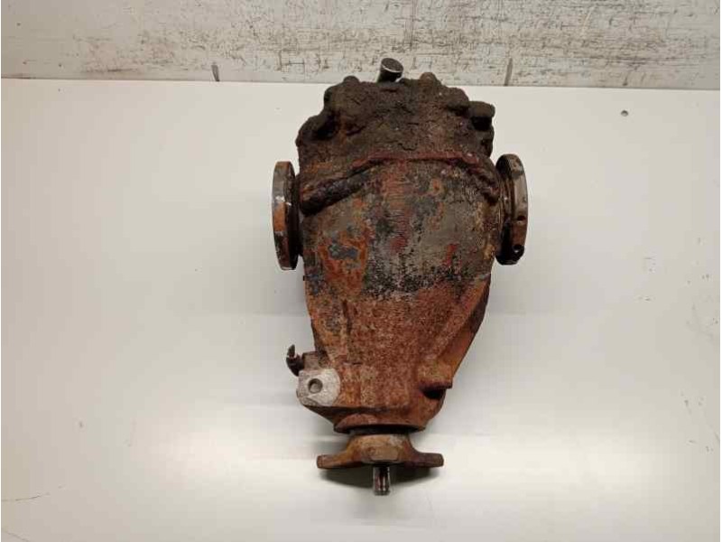Recambio de diferencial trasero para mercedes clase c (w202) berlina 250 td (202.128) referencia OEM IAM 1243510605 1243510505 R