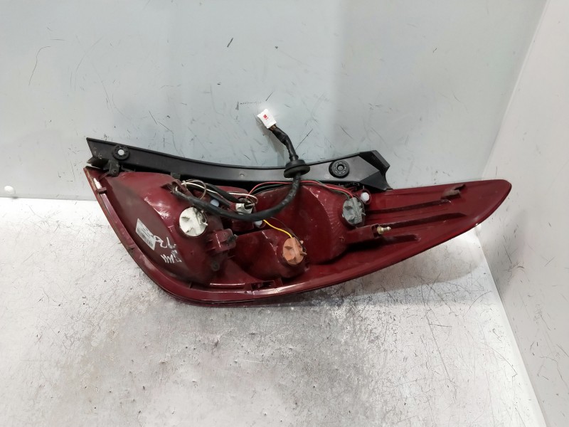 Recambio de piloto trasero izquierdo para hyundai i20 referencia OEM IAM 924014P000  