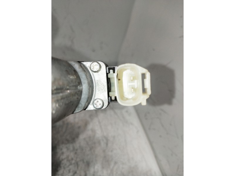 Recambio de elevalunas delantero derecho para hyundai i20 referencia OEM IAM 988201J100 2621004670 5P