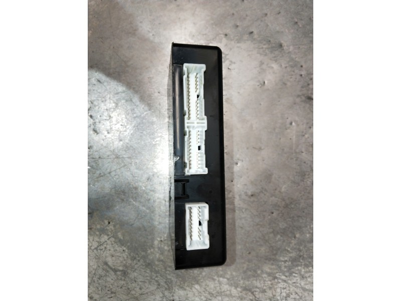 Recambio de modulo electronico para hyundai i20 referencia OEM IAM 954001J112  