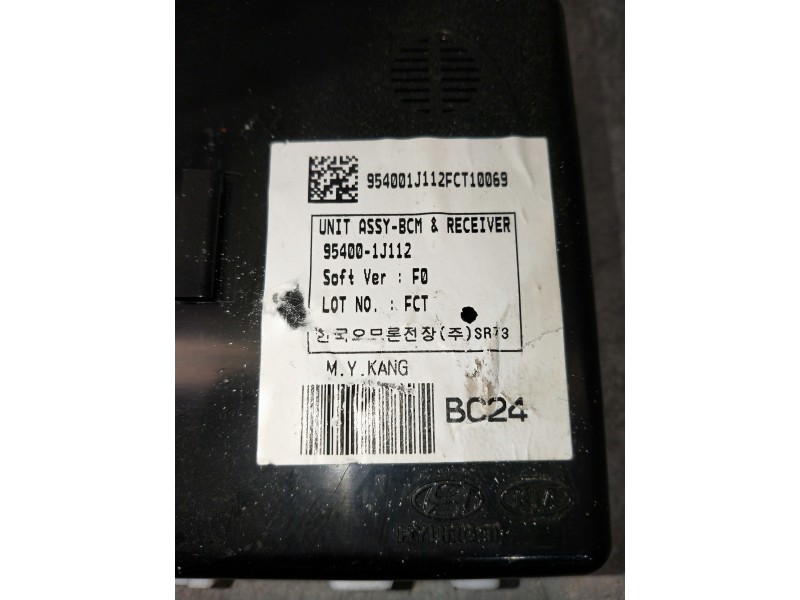 Recambio de modulo electronico para hyundai i20 referencia OEM IAM 954001J112  