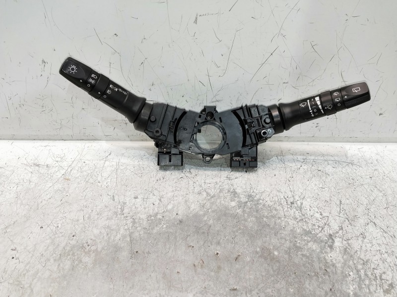 Recambio de mando luces para hyundai i20 referencia OEM IAM 934101J200  