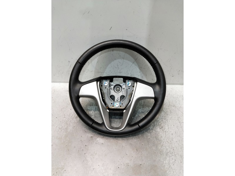 Recambio de volante para hyundai i20 referencia OEM IAM 261131J700  