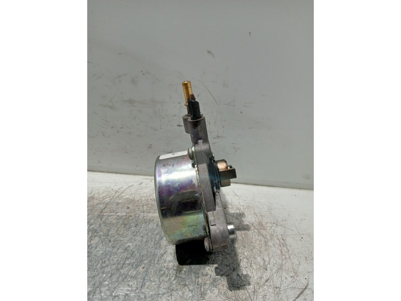 Recambio de depresor freno / bomba vacio para opel zafira b referencia OEM IAM   