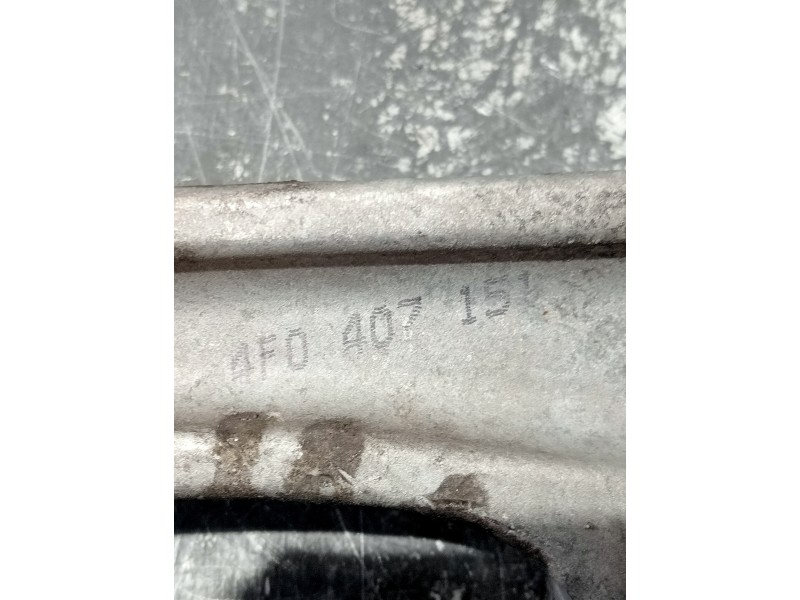 Recambio de brazo suspension inferior delantero derecho para audi a6 berlina (4f2) referencia OEM IAM 4F0407151  