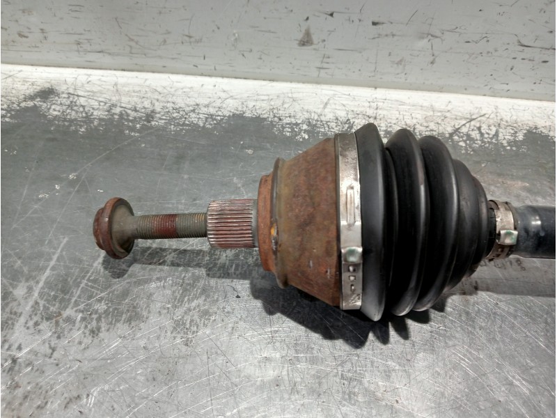 Recambio de transmision delantera izquierda para audi a6 berlina (4f2) referencia OEM IAM 4F0407271G 8250161484053 