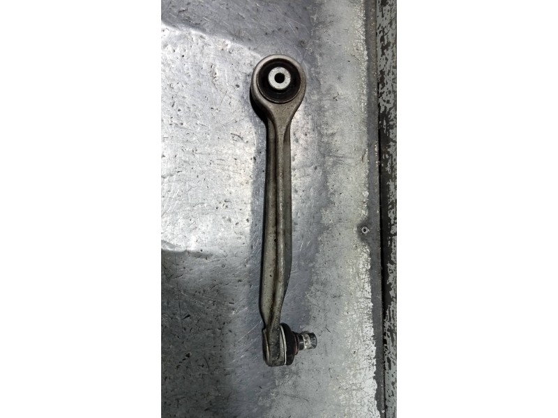 Recambio de brazo suspension superior delantero derecho para audi a4 berlina (8e) 1.8 t referencia OEM IAM   