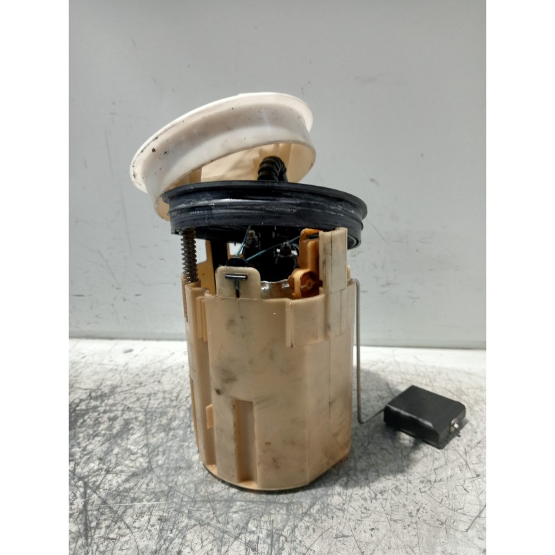 Recambio de bomba combustible para mercedes clase c (w203) berlina 2.2 cdi cat referencia OEM IAM A2034703394 0580303031 