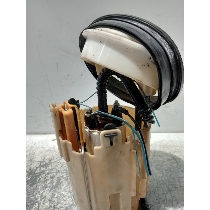 Recambio de bomba combustible para mercedes clase c (w203) berlina 2.2 cdi cat referencia OEM IAM A2034703394 0580303031 