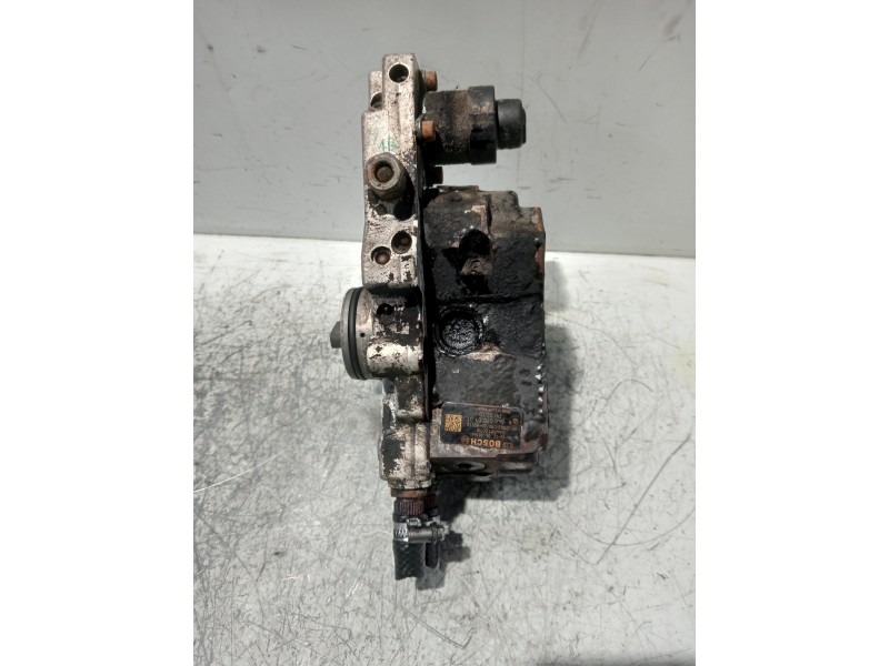 Recambio de bomba inyeccion para mercedes clase c (w203) berlina 2.2 cdi cat referencia OEM IAM A6460700101 0445010078 