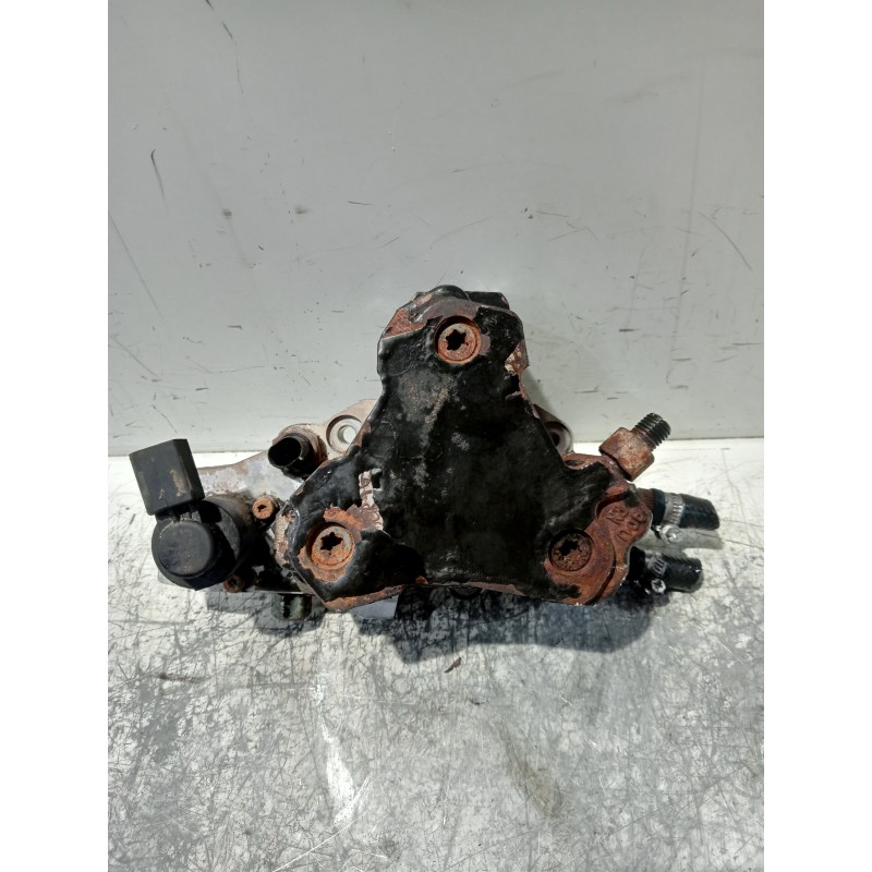Recambio de bomba inyeccion para mercedes clase c (w203) berlina 2.2 cdi cat referencia OEM IAM A6460700101 0445010078 
