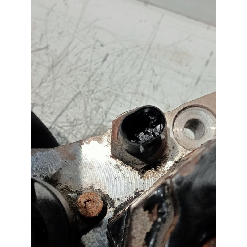 Recambio de bomba inyeccion para mercedes clase c (w203) berlina 2.2 cdi cat referencia OEM IAM A6460700101 0445010078 